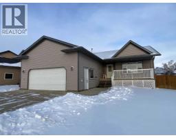 90 Upland Road W, Brooks, Alberta