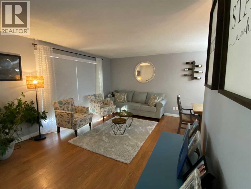 68 Blazier Park Street E, Brooks, Alberta  T1R 0K6 - Photo 3 - A2279399