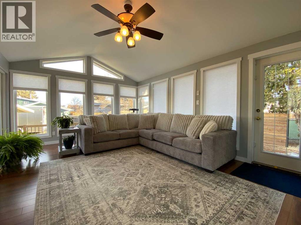 68 Blazier Park Street E, Brooks, Alberta  T1R 0K6 - Photo 12 - A2279399