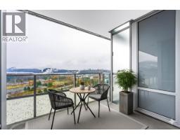 3002 1500 FERN STREET, North Vancouver, British Columbia