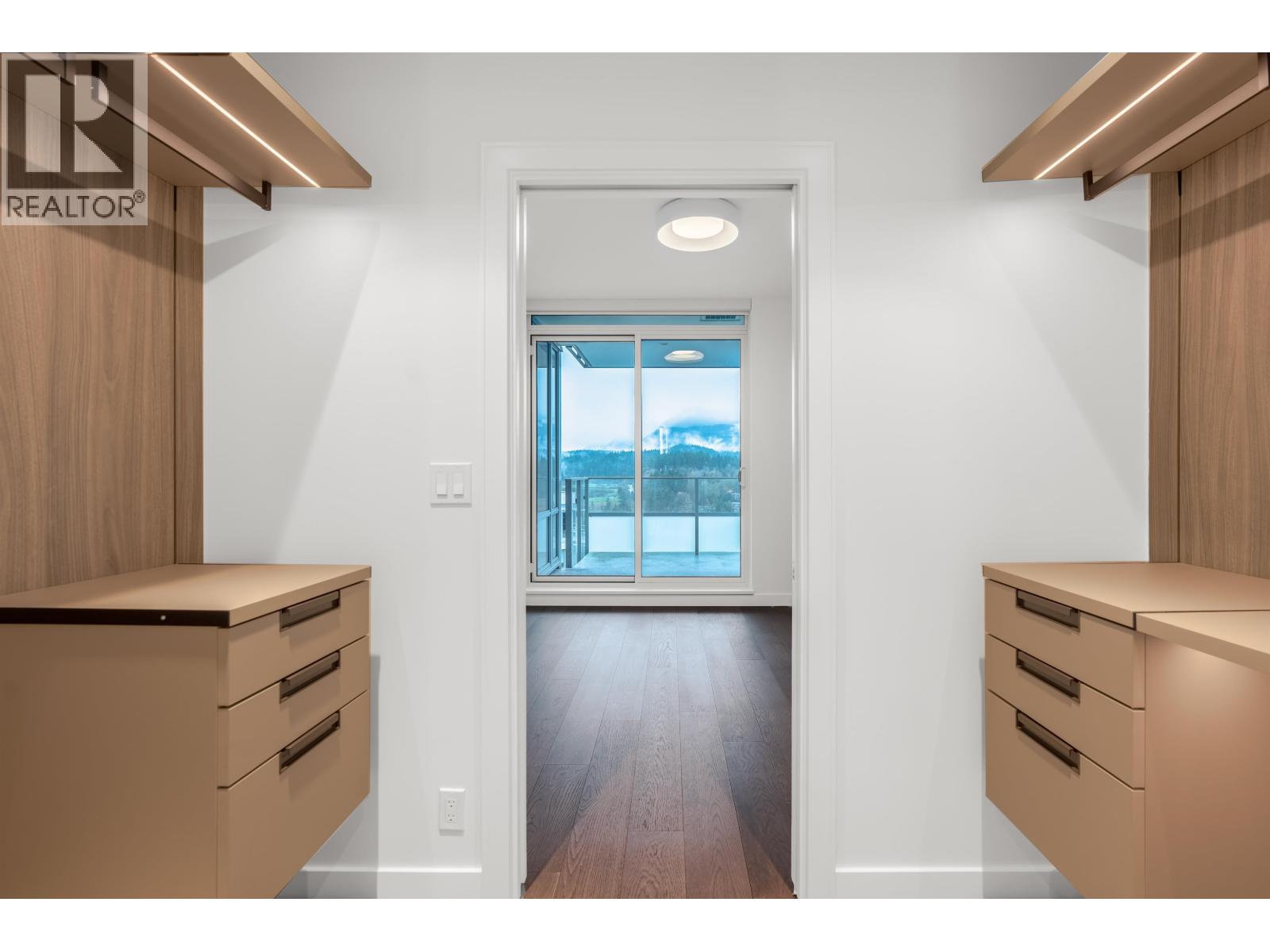 3002 1500 Fern Street, North Vancouver, British Columbia  V7J 0E6 - Photo 8 - R3082517