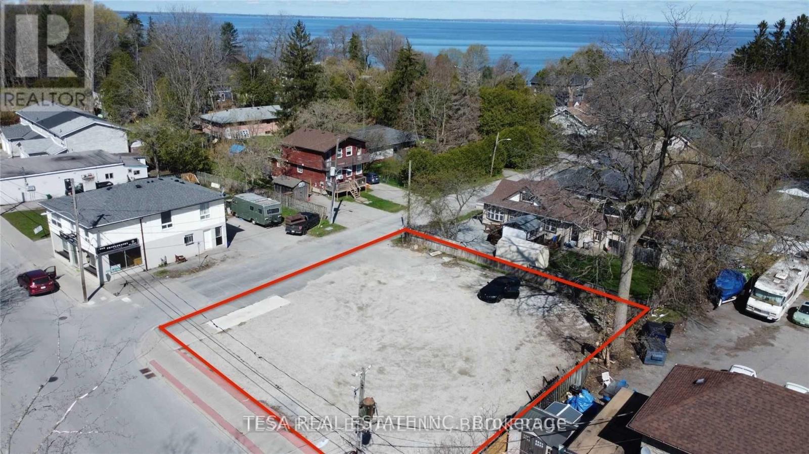 924 & 926 LAKE DRIVE E, Georgina, Ontario