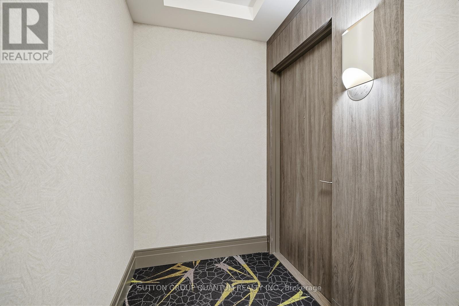 1208 - 20 Gatineau Drive S, Vaughan, Ontario  L4J 0L3 - Photo 2 - N12723206