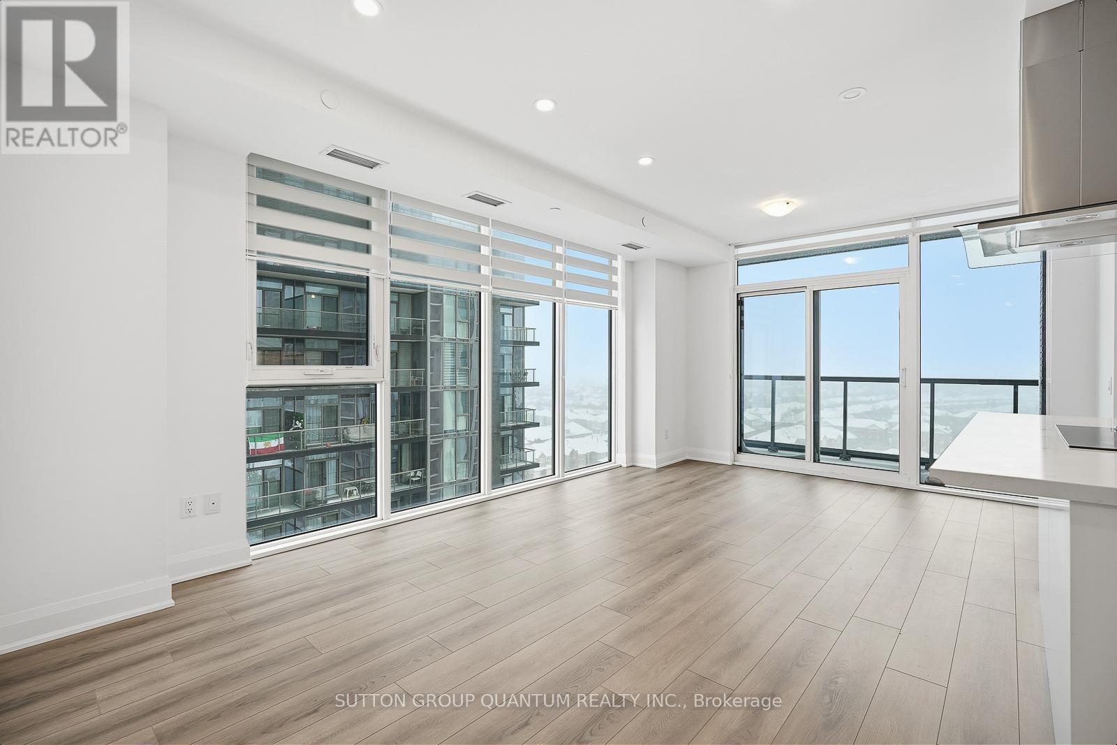 1208 - 20 Gatineau Drive S, Vaughan, Ontario  L4J 0L3 - Photo 3 - N12723206