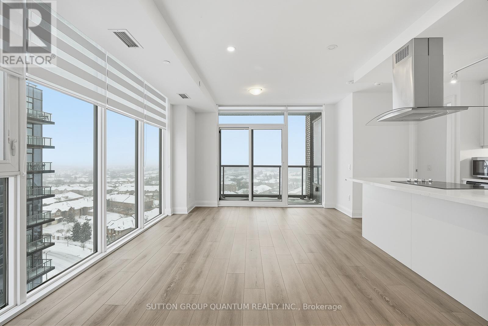 1208 - 20 Gatineau Drive S, Vaughan, Ontario  L4J 0L3 - Photo 4 - N12723206