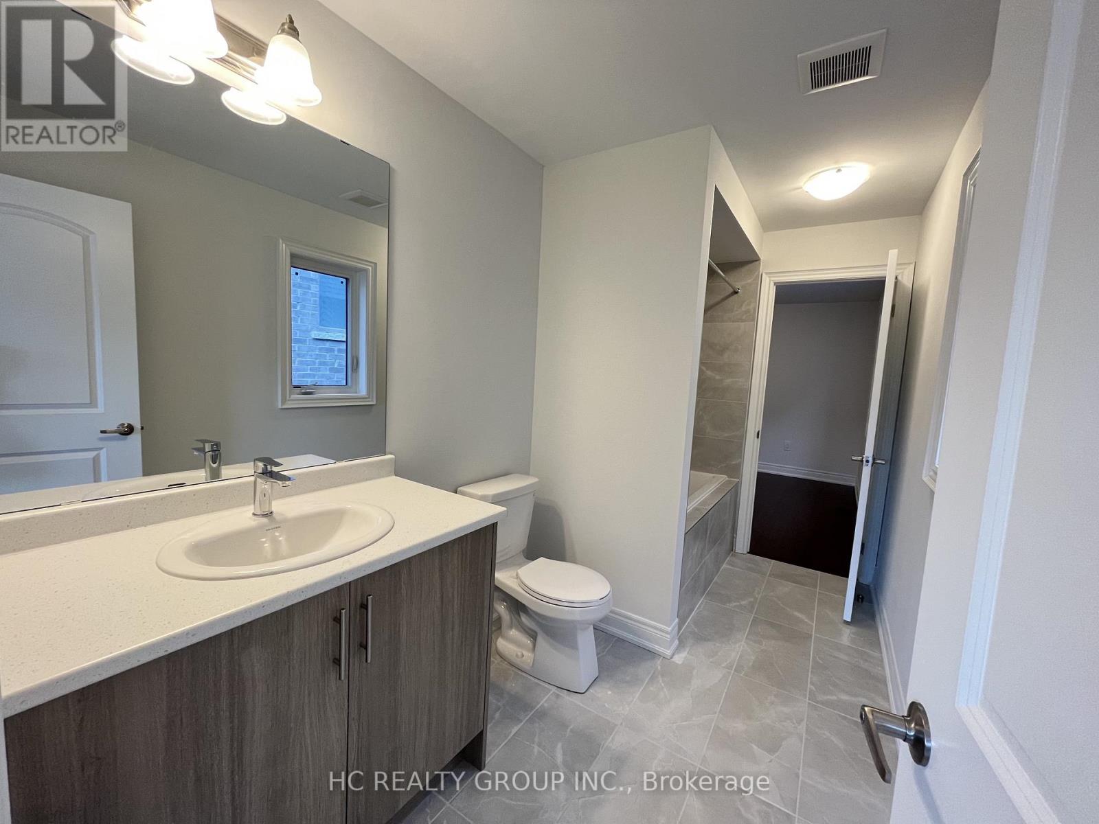 79 Silk Twist Drive, East Gwillimbury, Ontario  L9N 0W4 - Photo 16 - N12723214