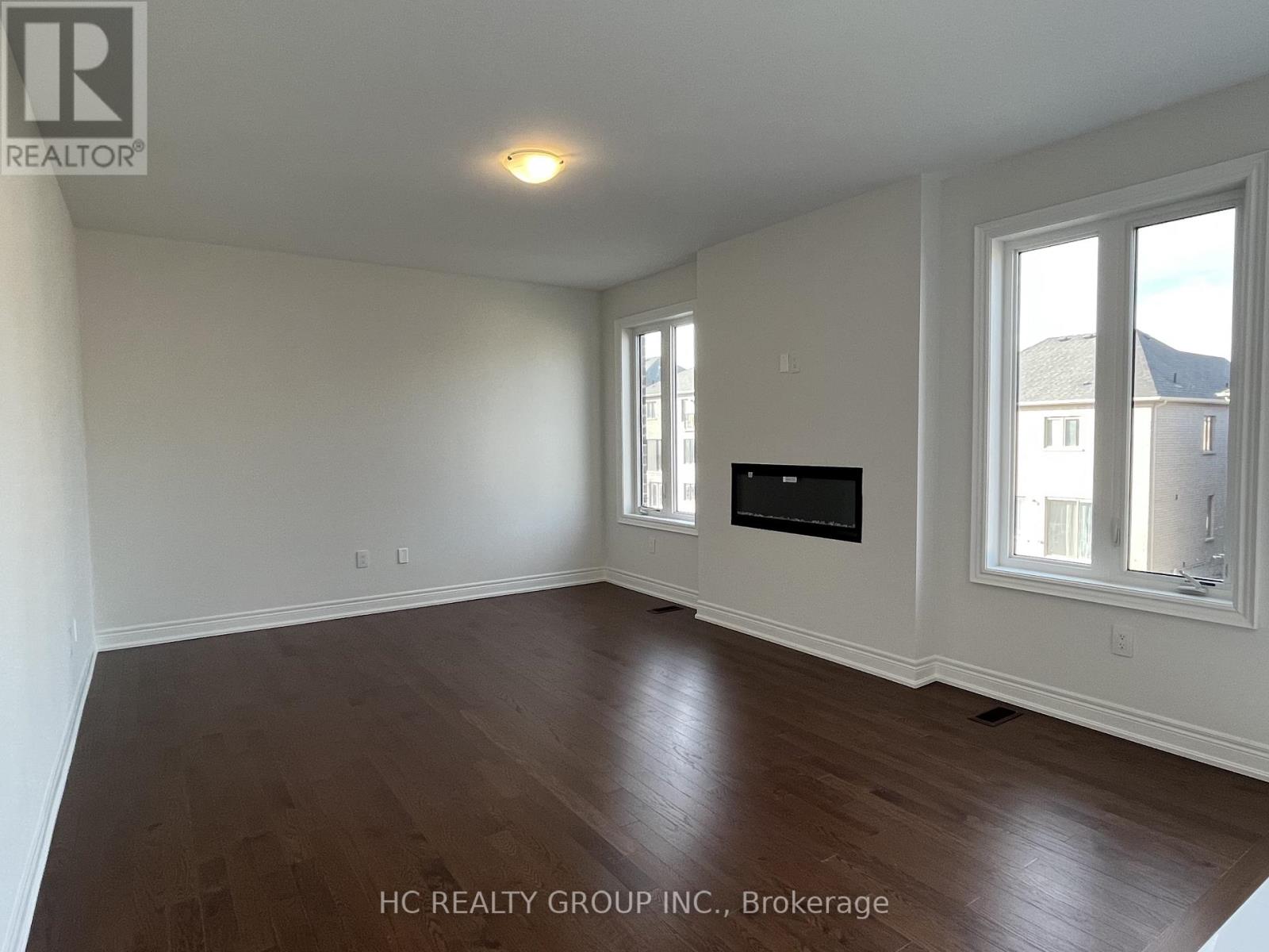 79 Silk Twist Drive, East Gwillimbury, Ontario  L9N 0W4 - Photo 6 - N12723214