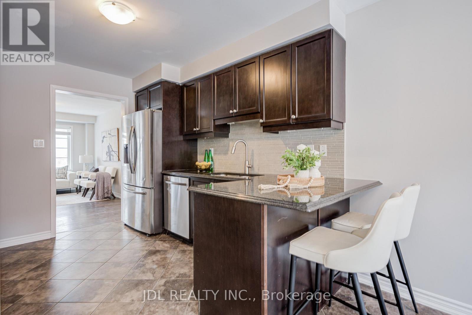 3002 Preserve Drive, Unit 25 Drive, Oakville, Ontario  L6M 0V5 - Photo 28 - W12723184