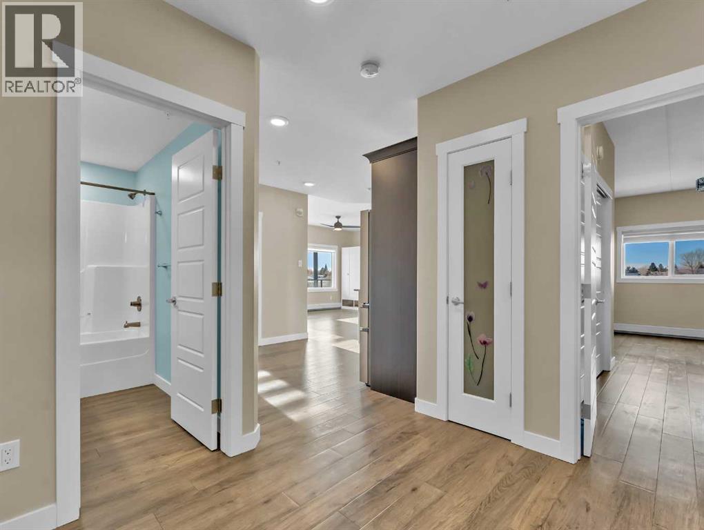 303, 499 Meadow Lake Court E, Brooks, Alberta  T1R 0Y7 - Photo 11 - A2280031