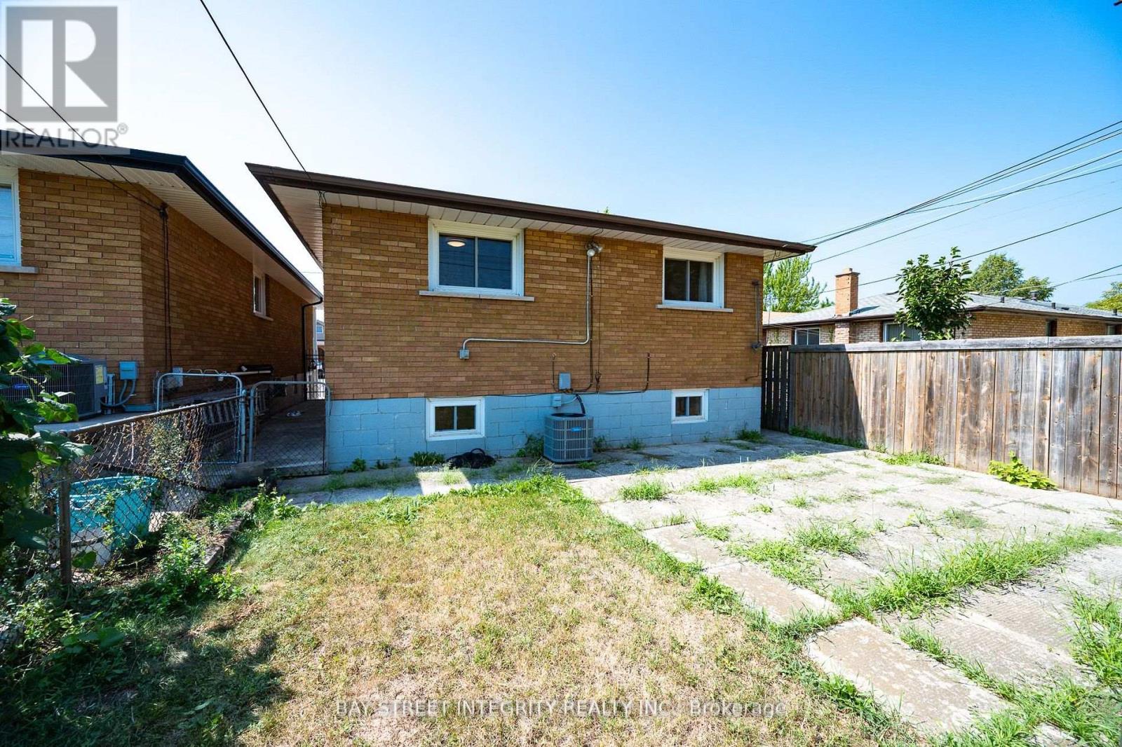 106 Beland Avenue N, Hamilton, Ontario  L8H 6C1 - Photo 15 - X12723188