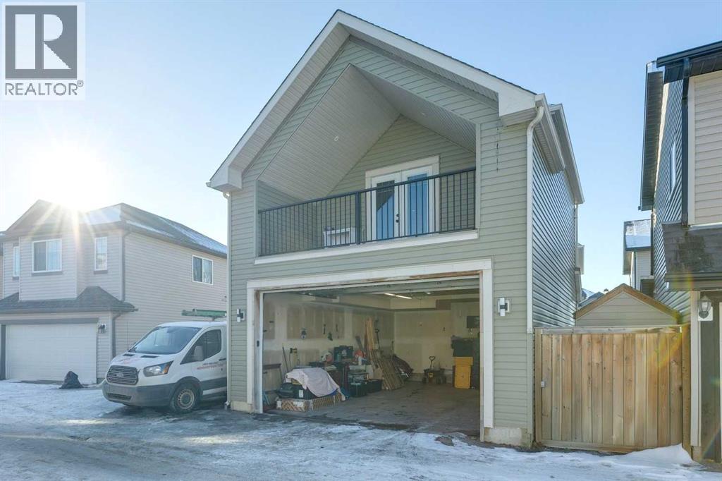 1072 Channelside Drive Sw, Airdrie, Alberta  T4B 3K4 - Photo 4 - A2277878
