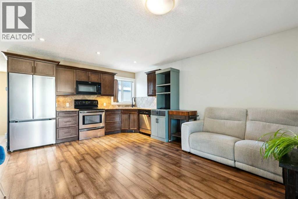 1072 Channelside Drive Sw, Airdrie, Alberta  T4B 3K4 - Photo 33 - A2277878