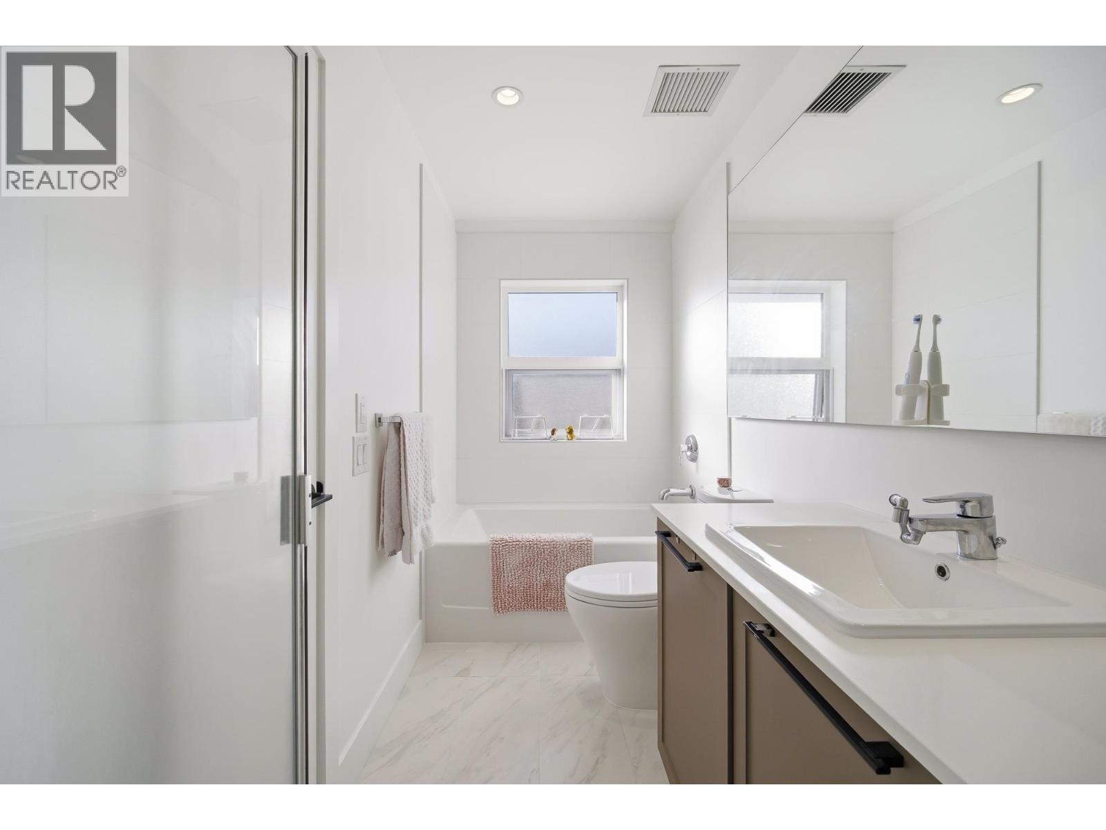 16 9735 University Crescent, Burnaby, British Columbia  V5A 0E8 - Photo 13 - R3082466