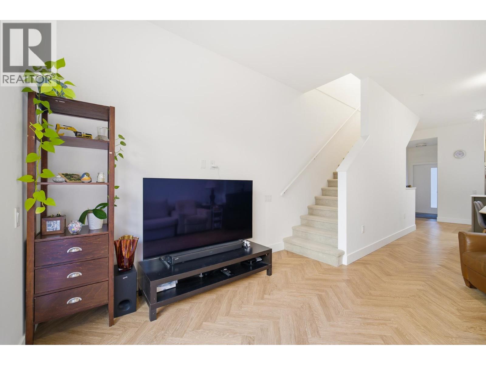 16 9735 University Crescent, Burnaby, British Columbia  V5A 0E8 - Photo 3 - R3082466