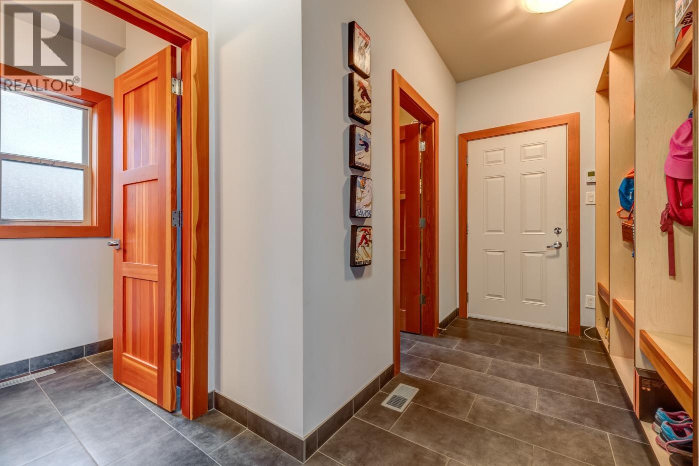 7457 Dogwood Street, Pemberton, British Columbia  V0N 2L0 - Photo 23 - R3012290