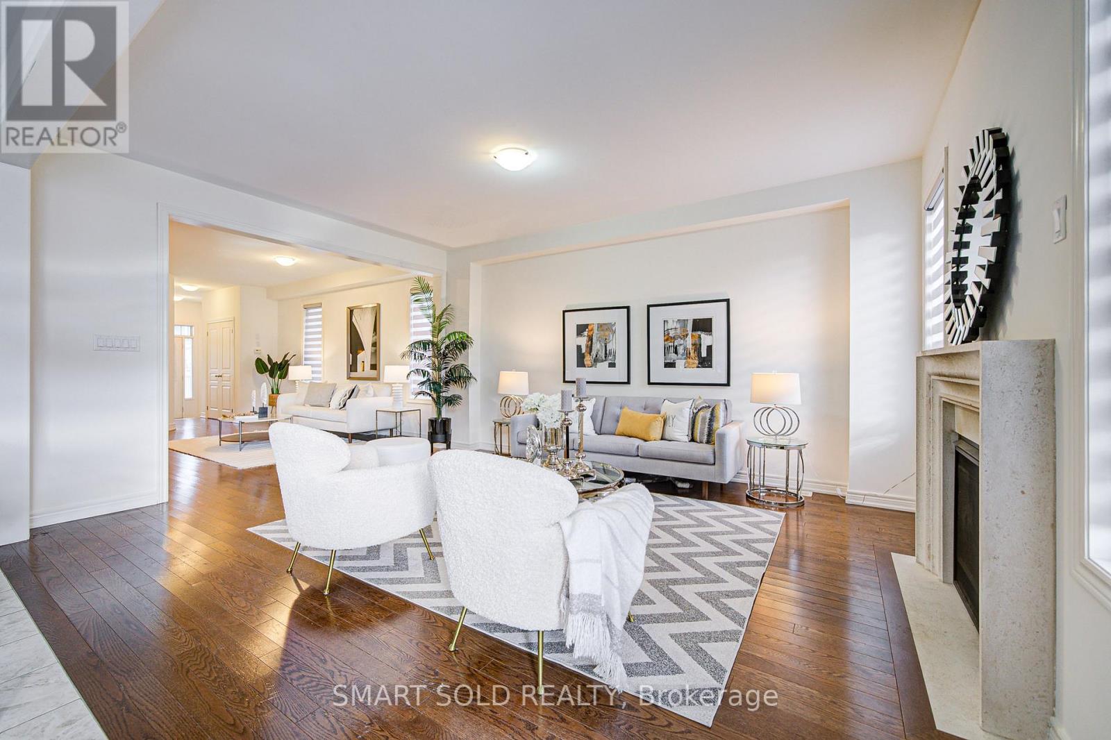 99 Chouinard Way, Aurora, Ontario  L4G 1B7 - Photo 9 - N12723220