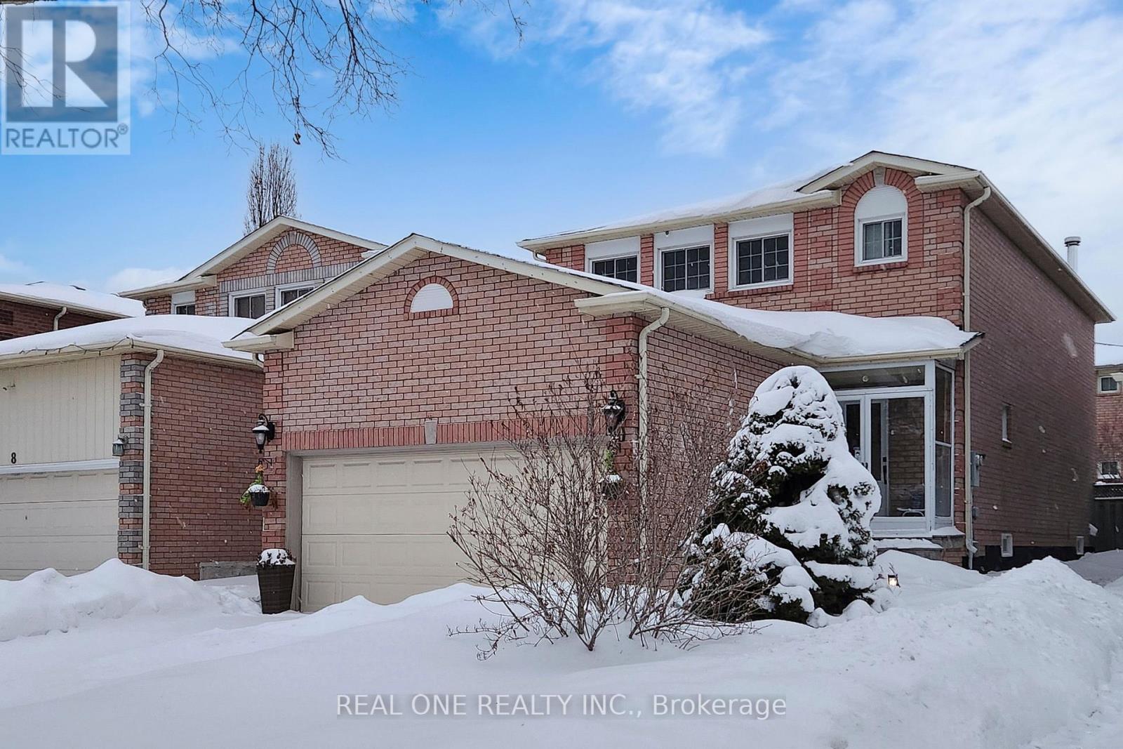 10 SQUIRE DRIVE, Richmond Hill, Ontario