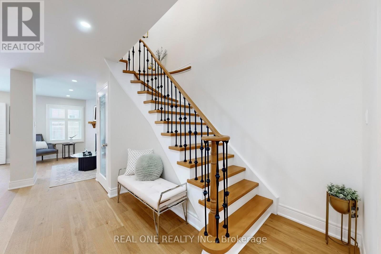 10 Squire Drive, Richmond Hill, Ontario  L4S 1C4 - Photo 24 - N12723232