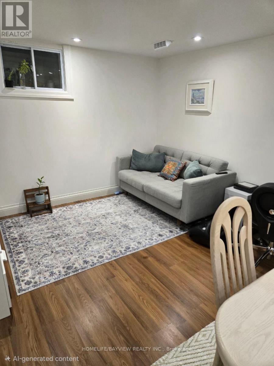 44 Bowshelm Court, Mississauga, Ontario  L5N 1K1 - Photo 9 - W12723218