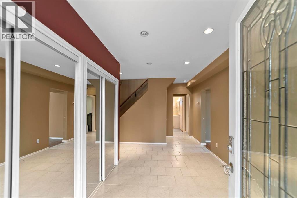 42 Grand Drive, Camrose, Alberta  T4V 2K1 - Photo 5 - A2267107