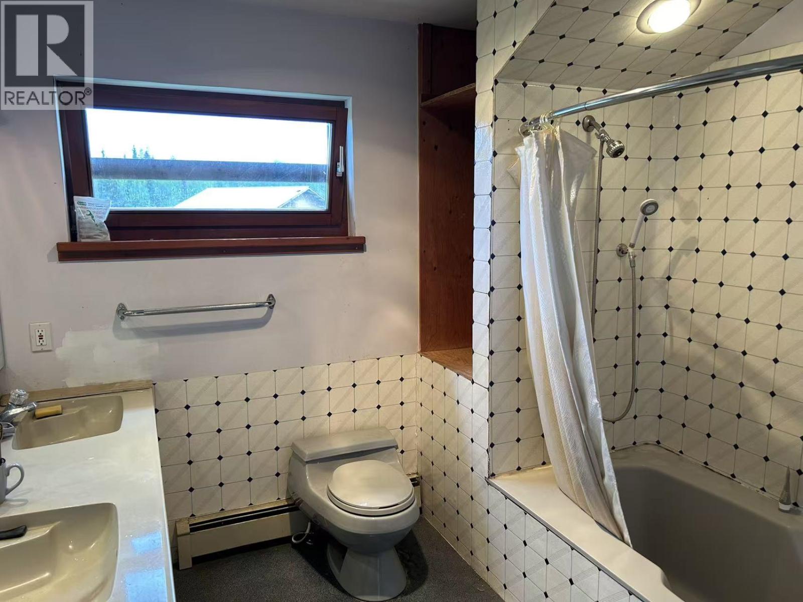 6593 Little Green Lake Road, Green Lake, British Columbia  V0K 2K1 - Photo 16 - R3082449