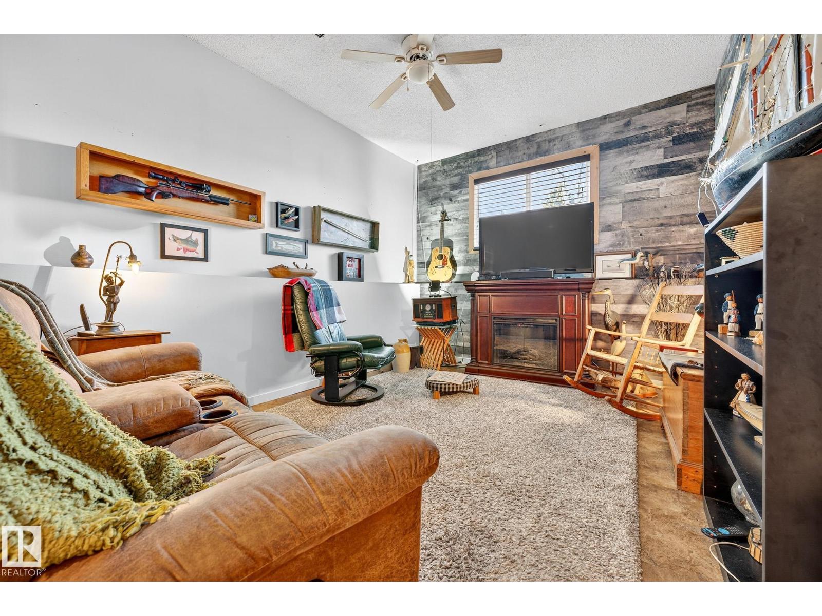 4664 16a Av Nw, Edmonton, Alberta  T6L 2S2 - Photo 42 - E4470852