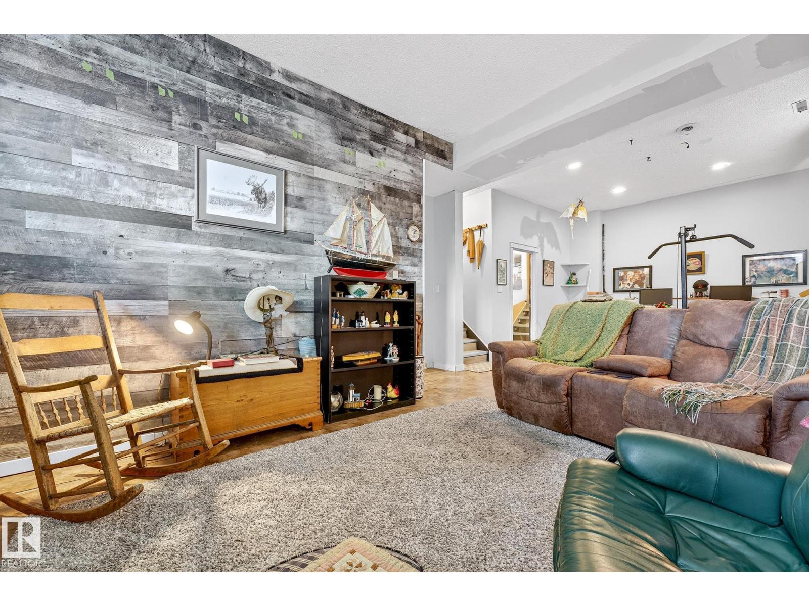 4664 16a Av Nw, Edmonton, Alberta  T6L 2S2 - Photo 44 - E4470852