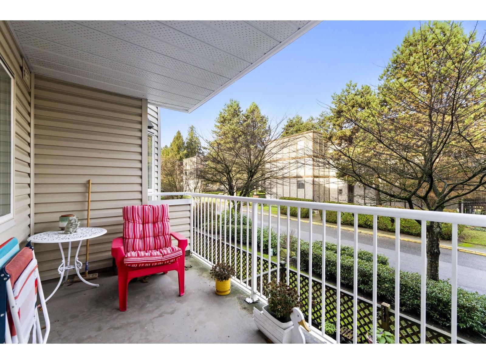 208 13475 96 Avenue, Surrey, British Columbia  V3V 1Y8 - Photo 17 - R3080274