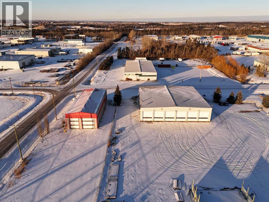 3 & 5 Van Der Horn Way, Rural Red Deer County, Alberta  T4S 2M4 - Photo 36 - A2278131