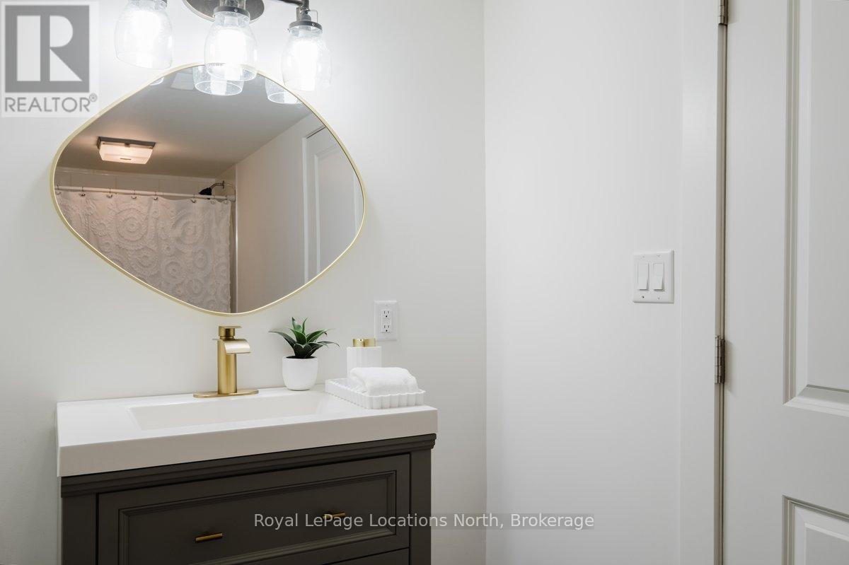 201 Beech Street, Clearview, Ontario  L0M 1S0 - Photo 32 - S12722486