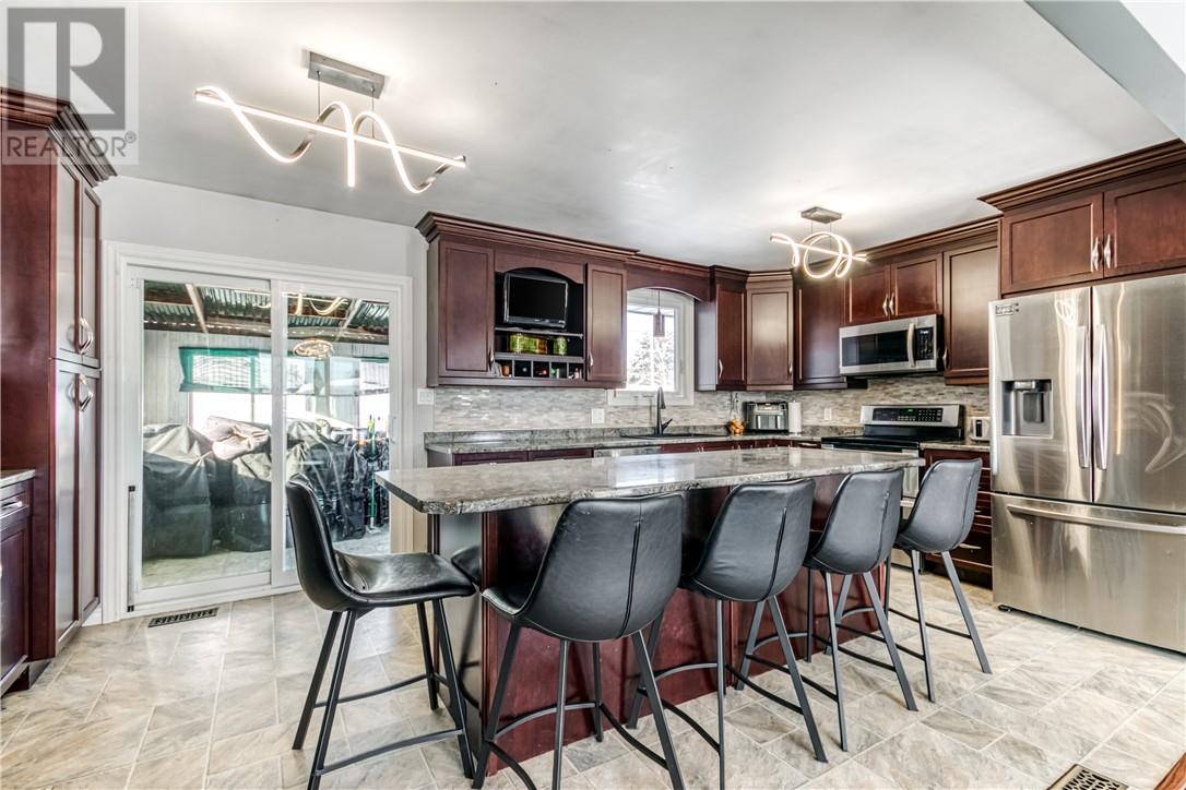 4248 Carina Drive, Hanmer, Ontario  P3P 1L4 - Photo 4 - 2126170