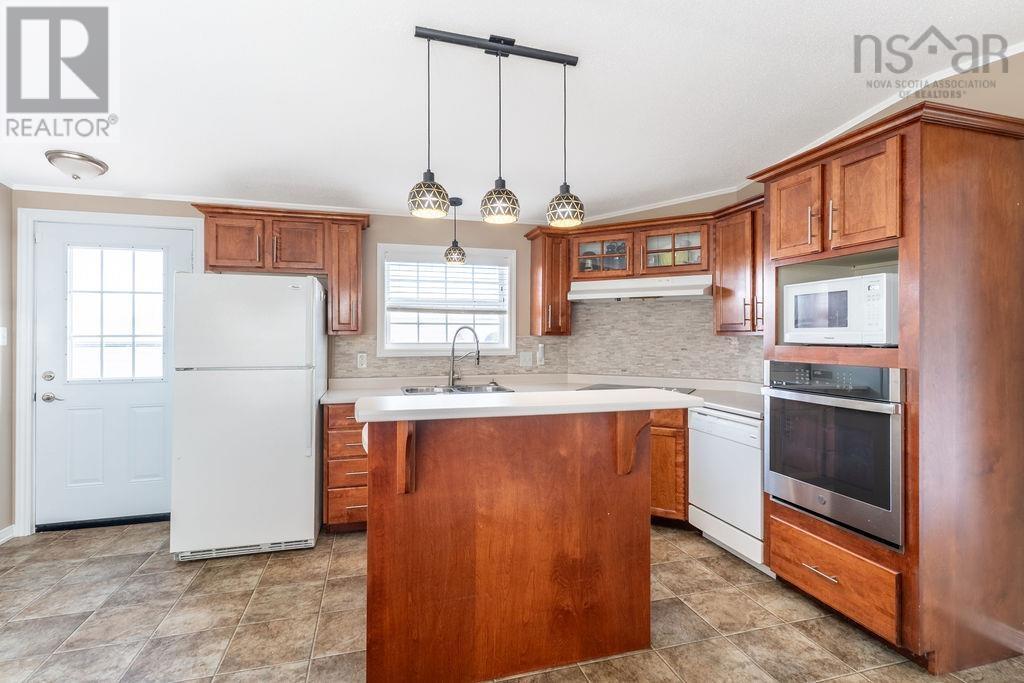 52 Manor Drive, Lower Sackville, Nova Scotia  B4C 2P1 - Photo 9 - 202601359