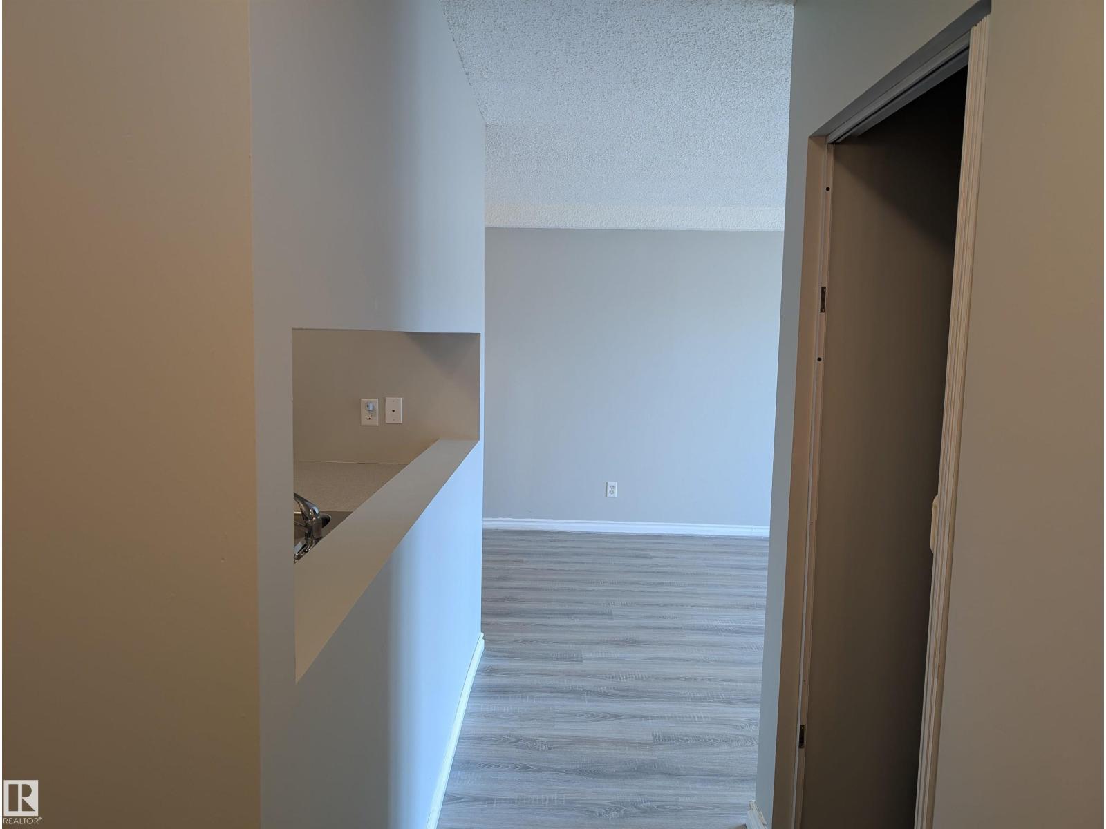 #110 5065 31 Av Nw, Edmonton, Alberta  T6L 6S5 - Photo 6 - E4470854