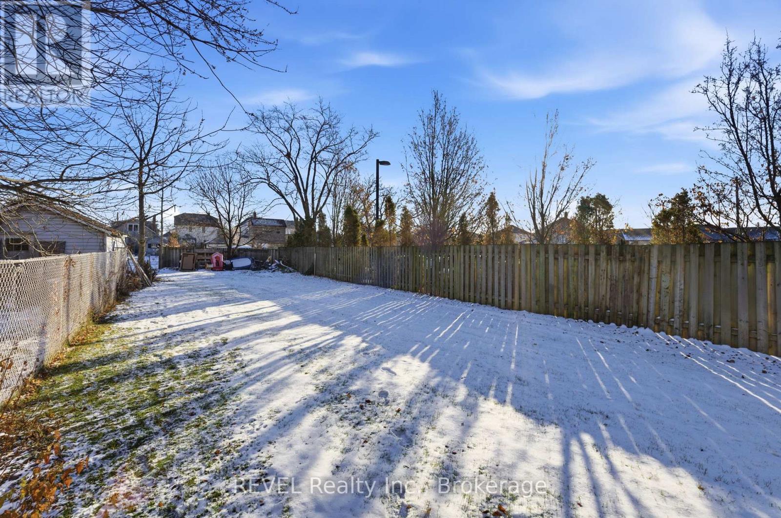 348 Hellems Avenue, Welland, Ontario  L3B 3C1 - Photo 33 - X12723286