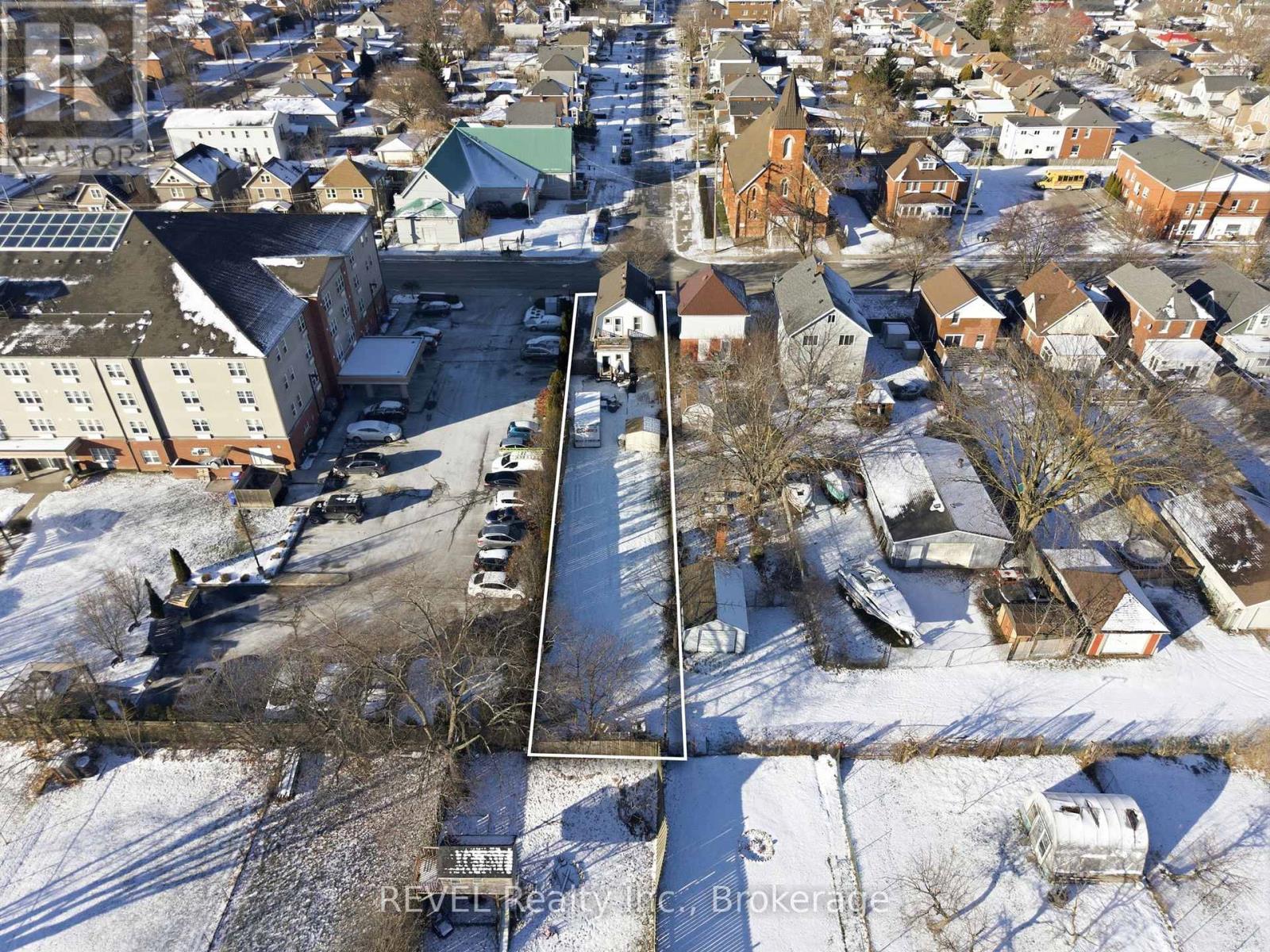 348 Hellems Avenue, Welland, Ontario  L3B 3C1 - Photo 34 - X12723286