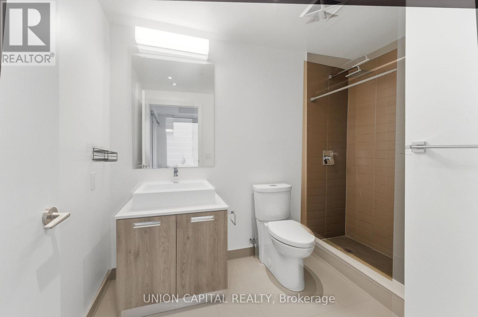 601 - 2a Church Street, Toronto, Ontario  M5E 0E1 - Photo 15 - C12723256