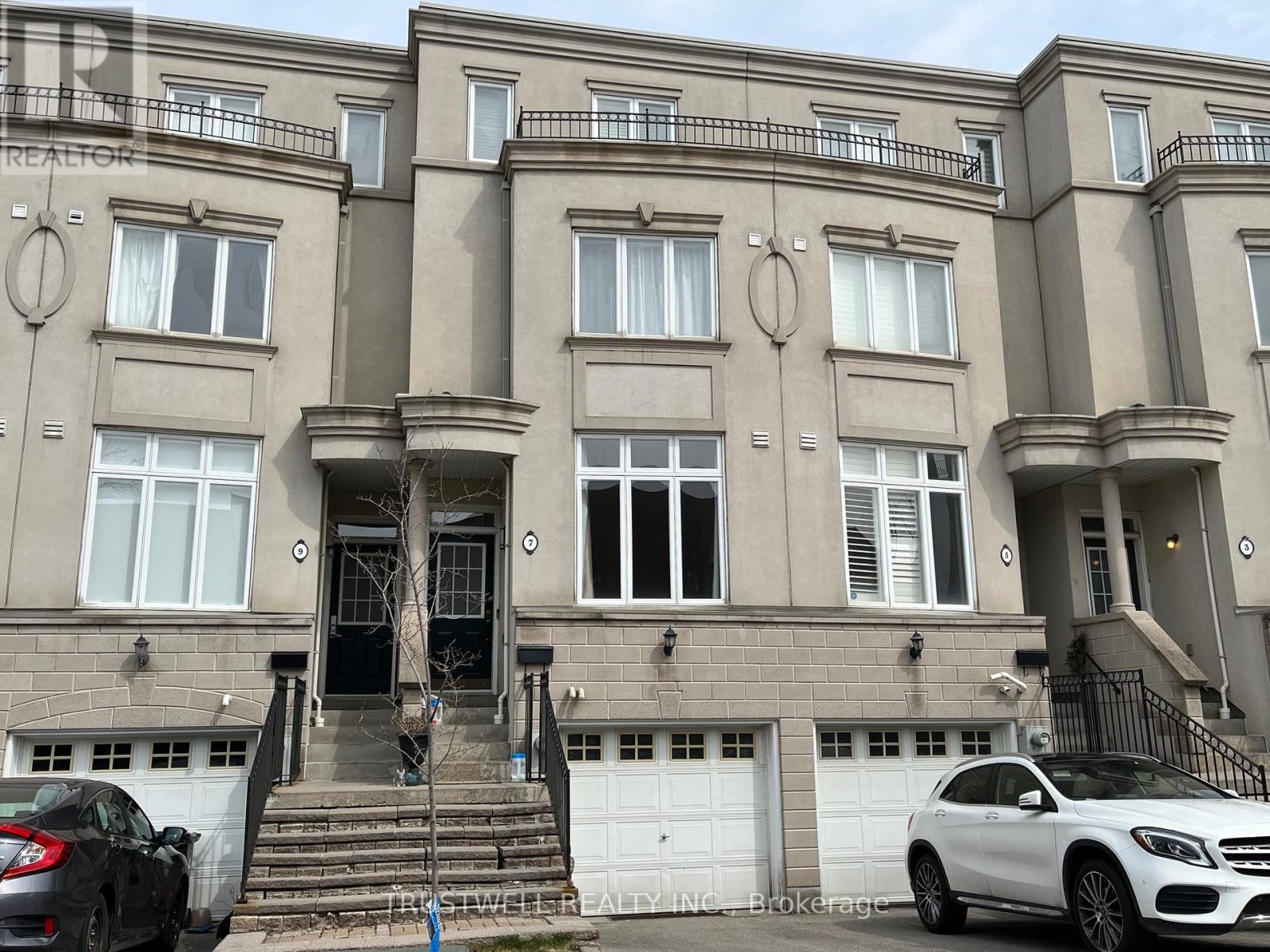 7 ENGLISH GARDEN WAY, Toronto, Ontario