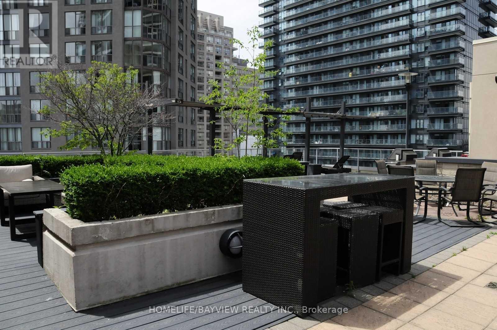 1201 - 11 St Joseph Street, Toronto, Ontario  M4Y 3G4 - Photo 14 - C12723298