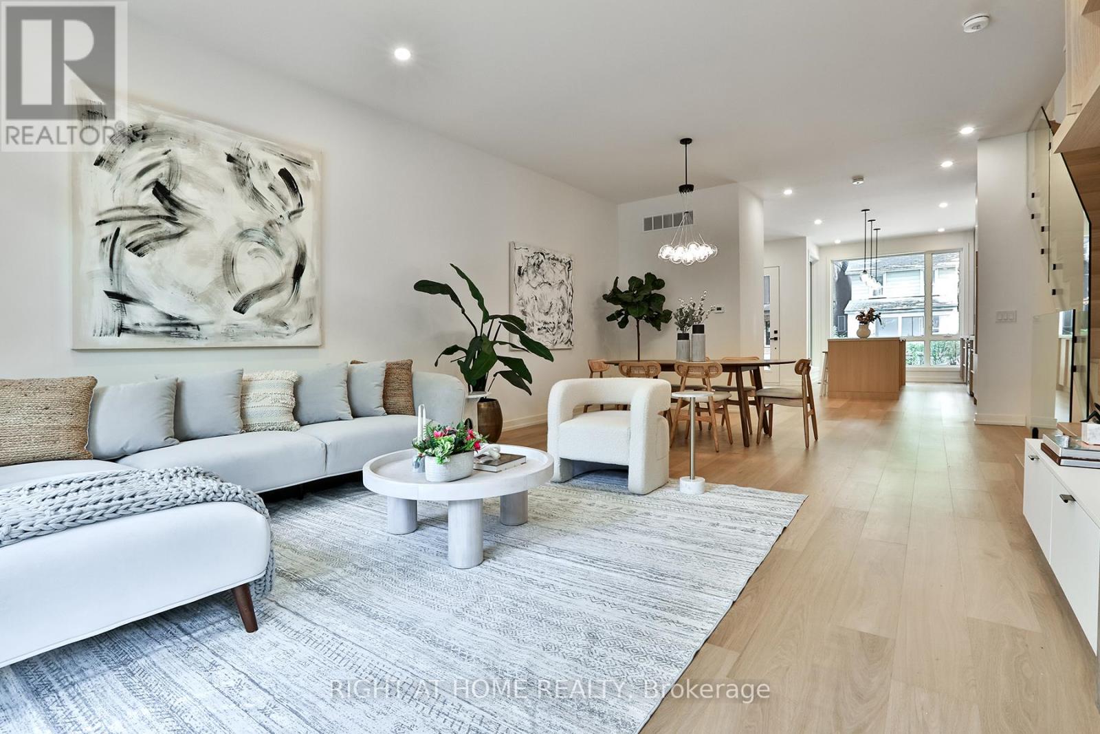 60 Winnifred Avenue, Toronto, Ontario  M4M 2X3 - Photo 11 - E12723268