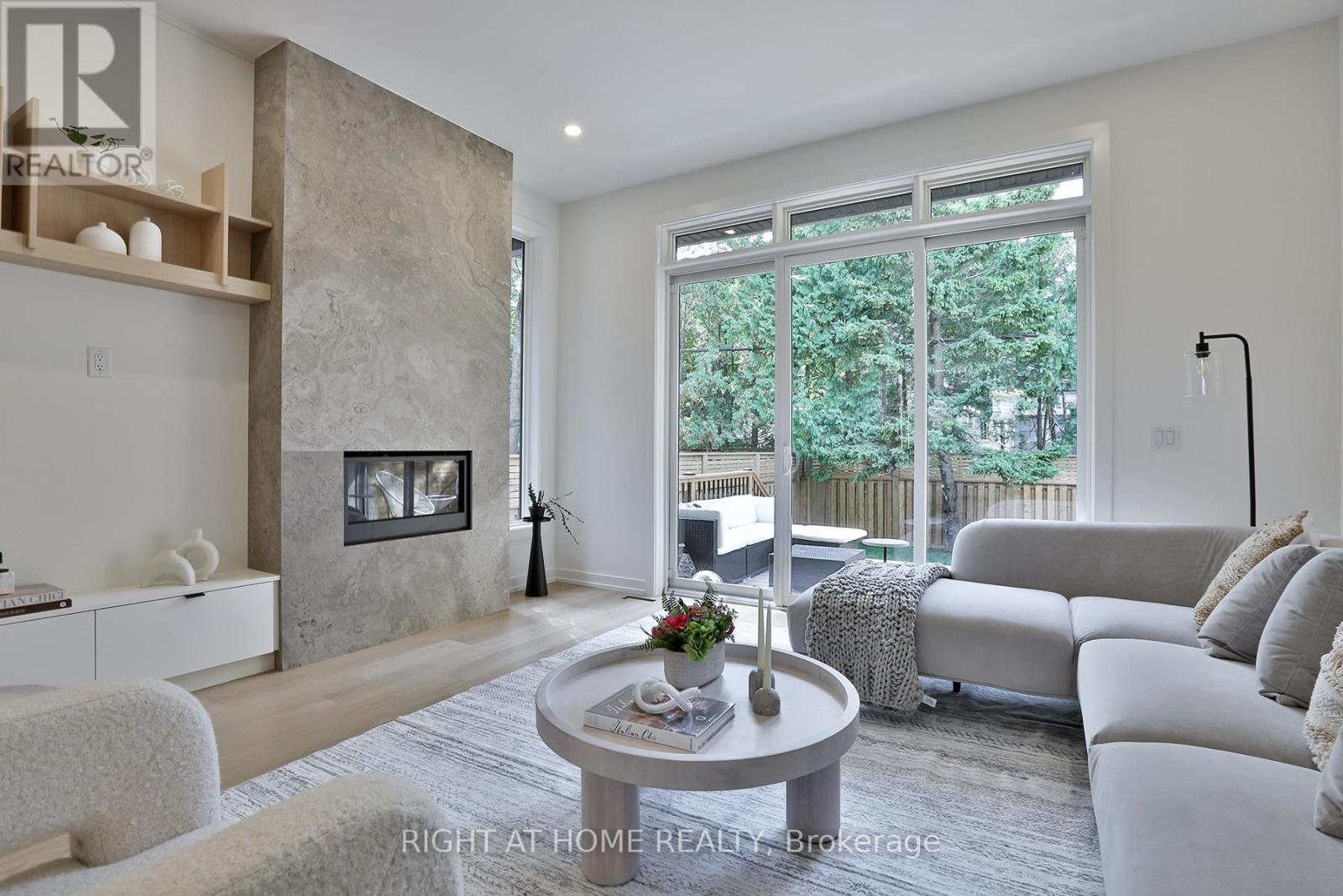 60 Winnifred Avenue, Toronto, Ontario  M4M 2X3 - Photo 12 - E12723268