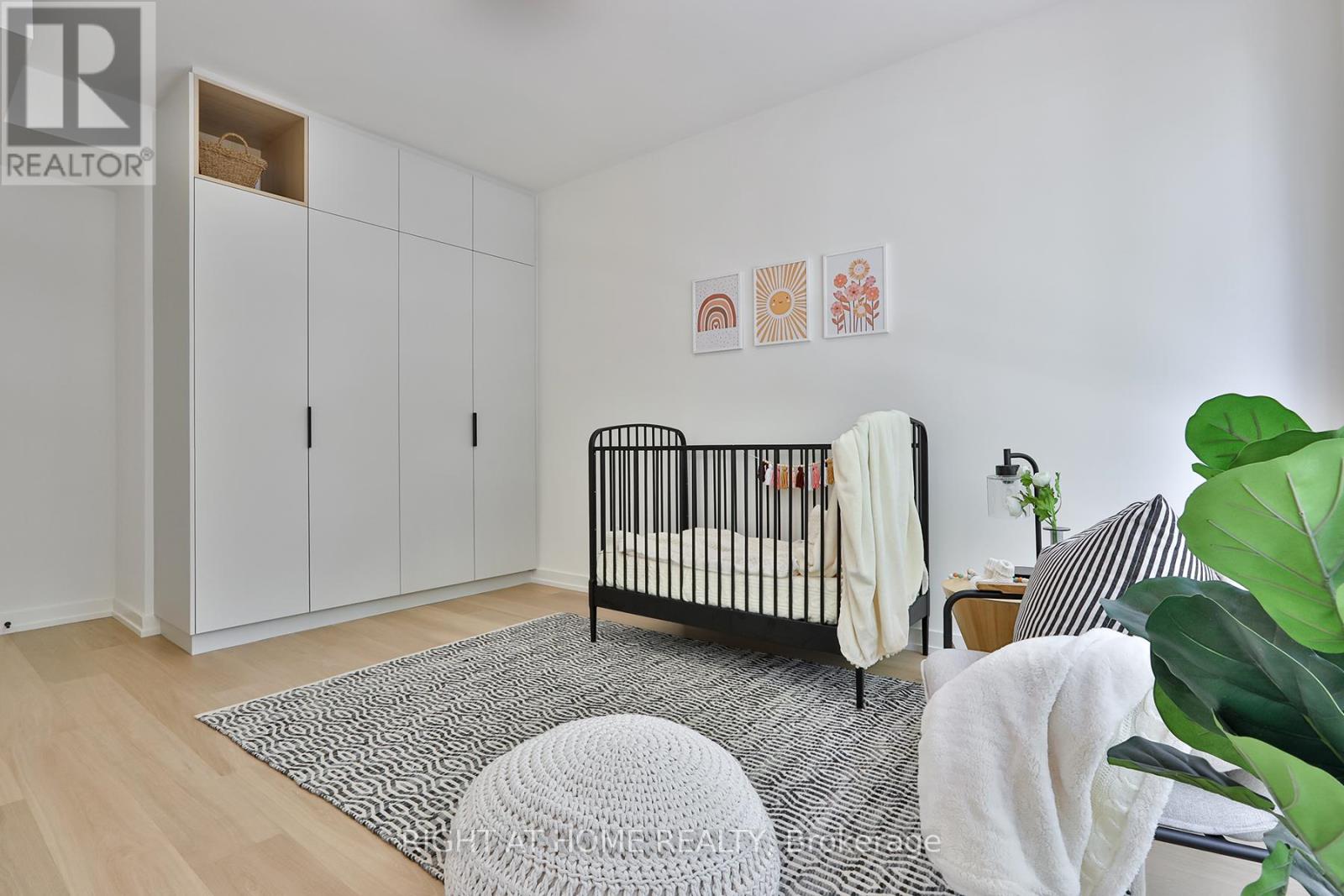 60 Winnifred Avenue, Toronto, Ontario  M4M 2X3 - Photo 24 - E12723268