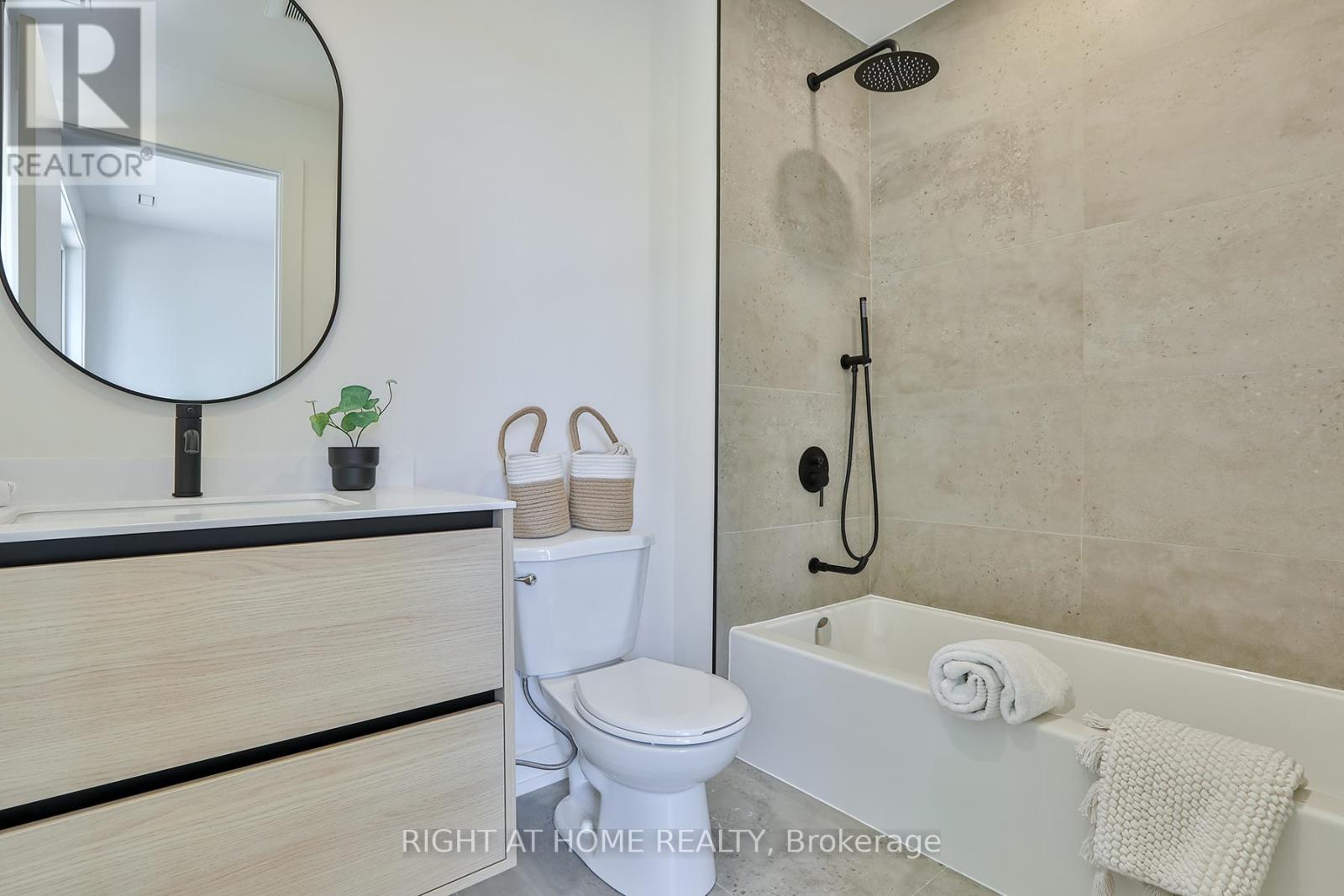 60 Winnifred Avenue, Toronto, Ontario  M4M 2X3 - Photo 25 - E12723268