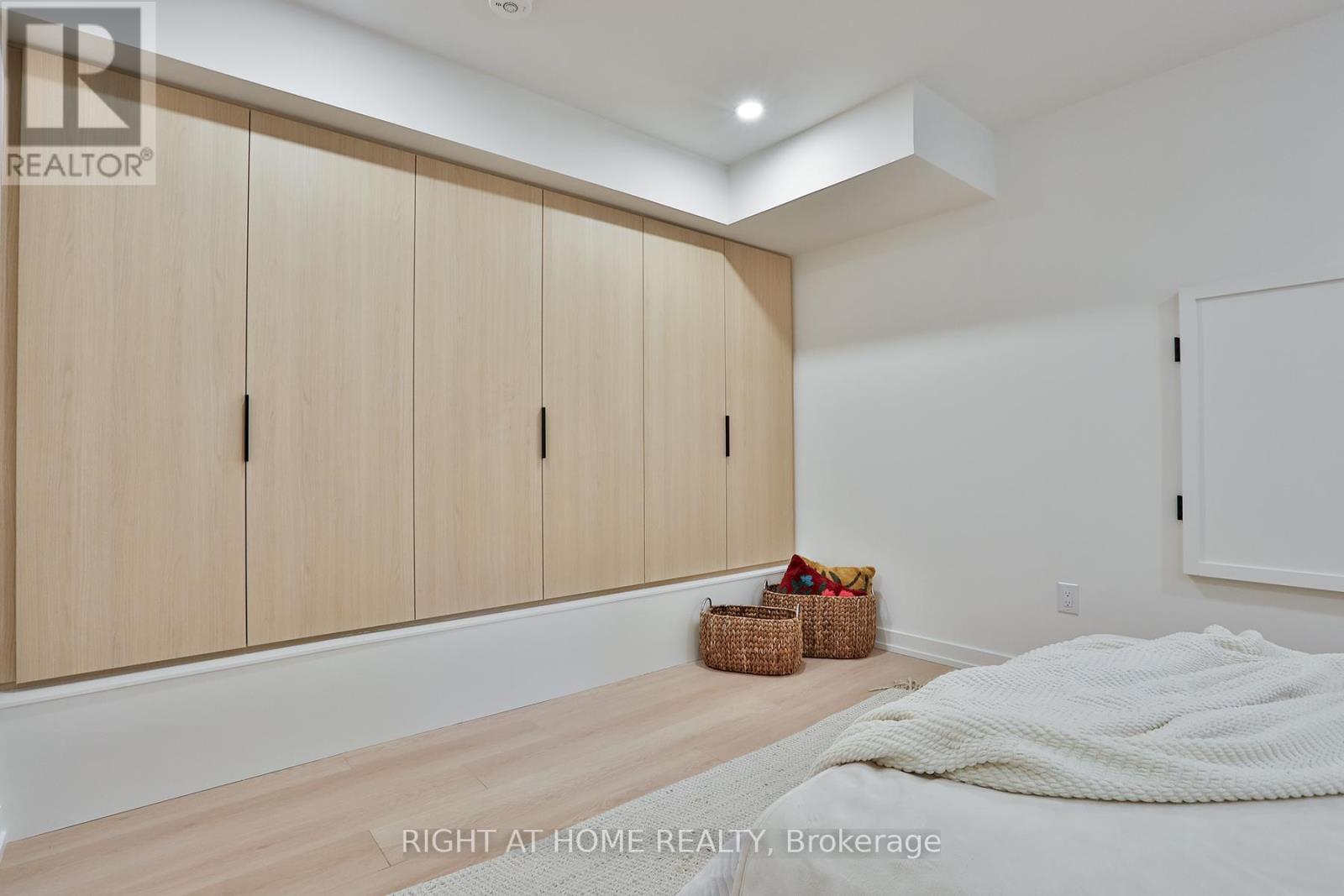 60 Winnifred Avenue, Toronto, Ontario  M4M 2X3 - Photo 44 - E12723268