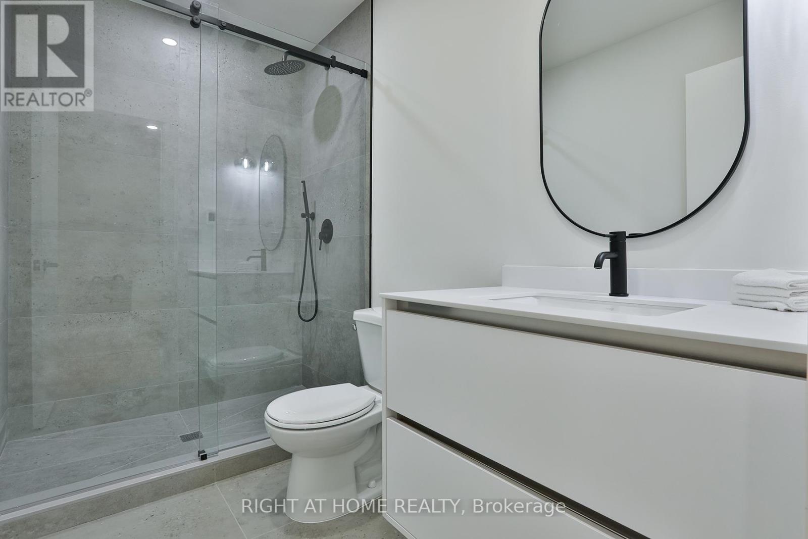 60 Winnifred Avenue, Toronto, Ontario  M4M 2X3 - Photo 45 - E12723268