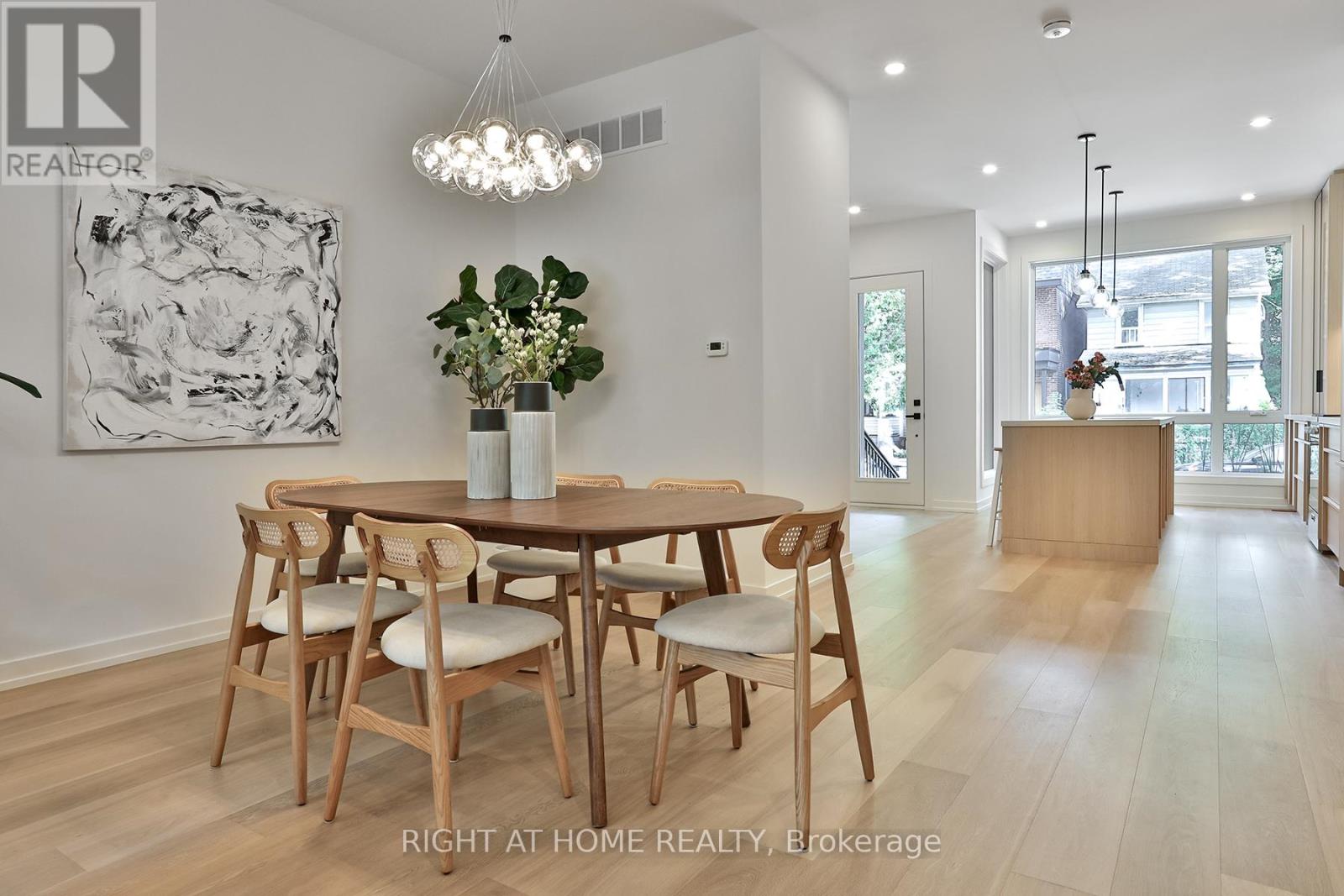 60 Winnifred Avenue, Toronto, Ontario  M4M 2X3 - Photo 7 - E12723268