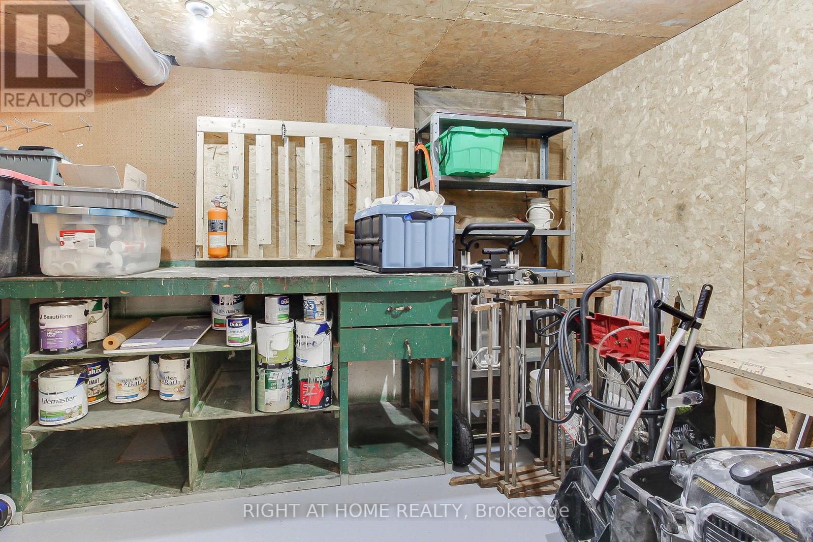 853 Magnolia Avenue, Newmarket, Ontario  L3Y 5H5 - Photo 39 - N12723300