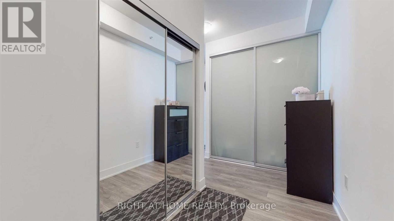 2705 - 2916 Highway 7, Vaughan, Ontario  L4K 0K6 - Photo 4 - N12723302