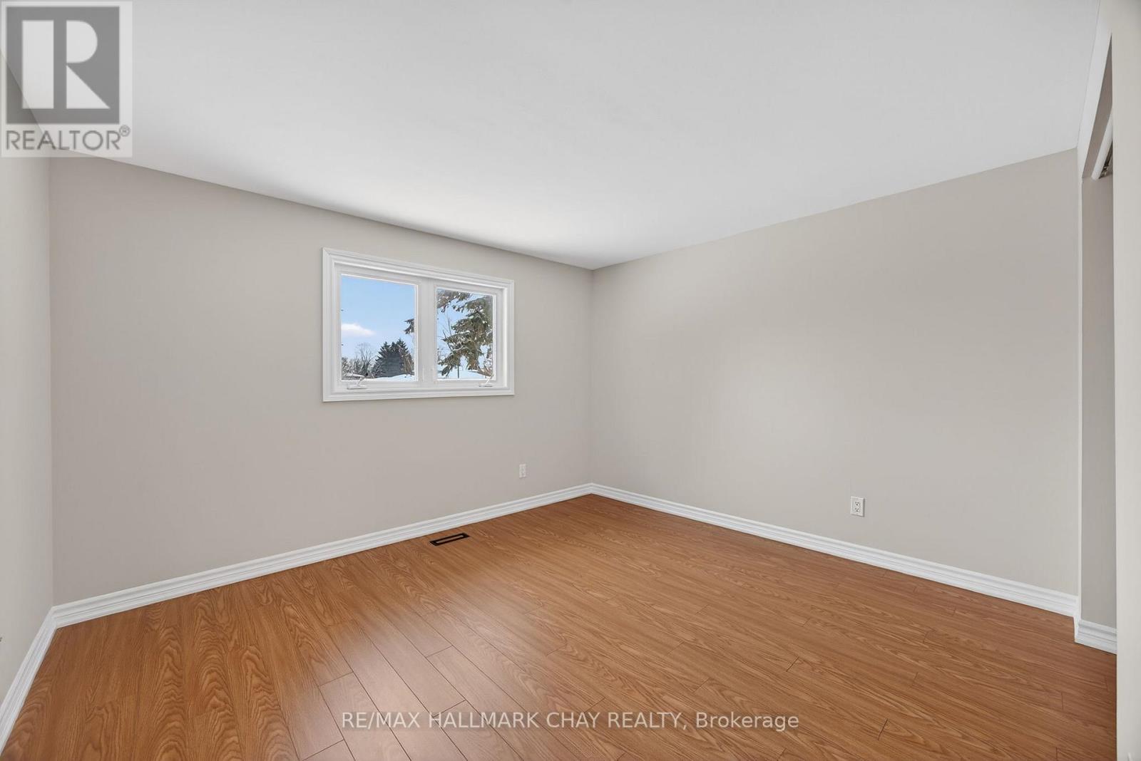 15 Curtiss Court, Barrie (Grove East), Ontario  L4M 2M6 - Photo 27 - S12723288