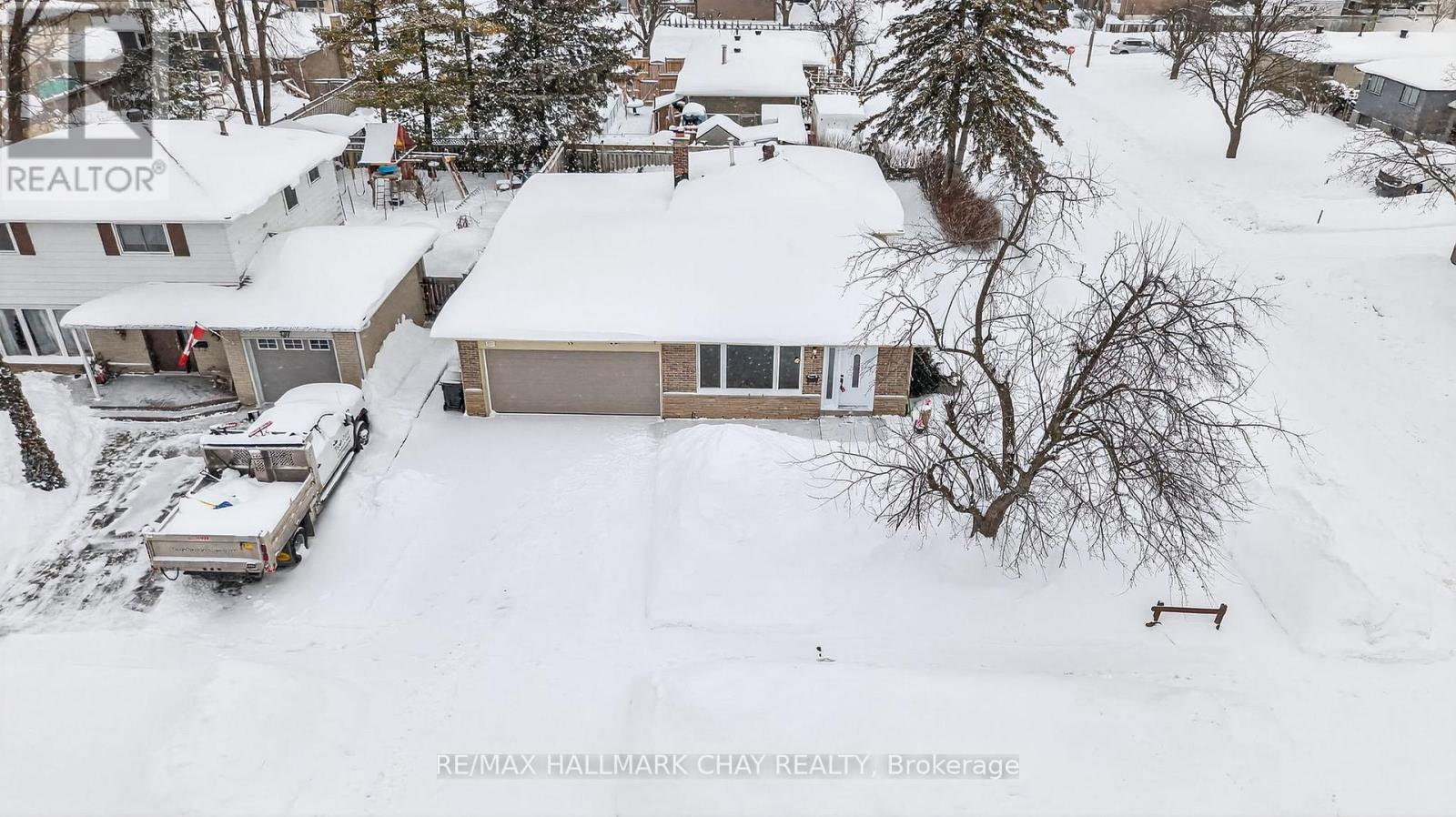 15 Curtiss Court, Barrie (Grove East), Ontario  L4M 2M6 - Photo 5 - S12723288