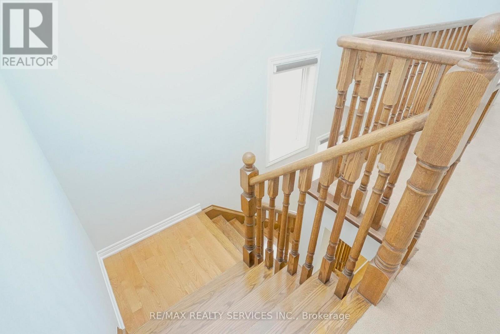 49 Crystalview Crescent, Brampton, Ontario  L6P 2R7 - Photo 22 - W12723304